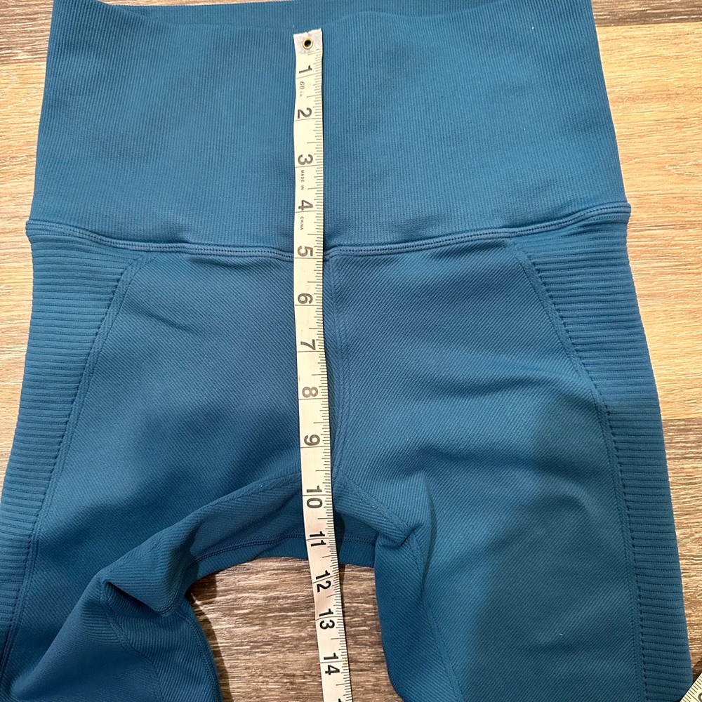 Avocado Ribbed Capri Turquoise - Picture 4 of 5